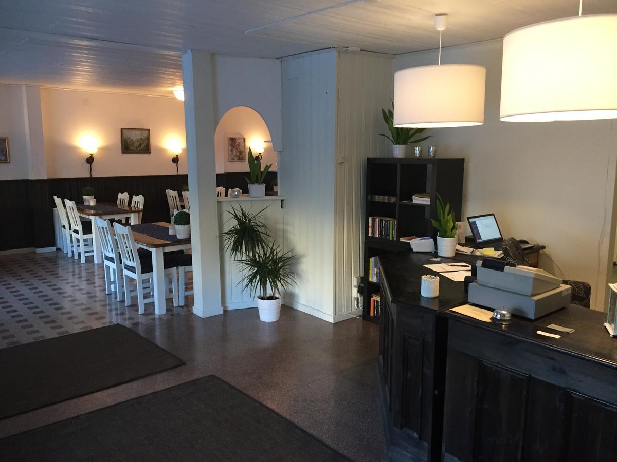 Hoejdens Lagprishotell Mönsterås Екстериор снимка